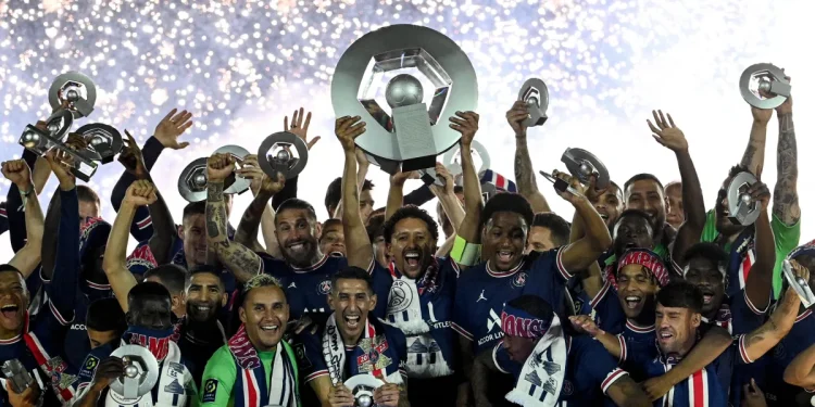 Top 10 Coaches with the most League 1 Titles